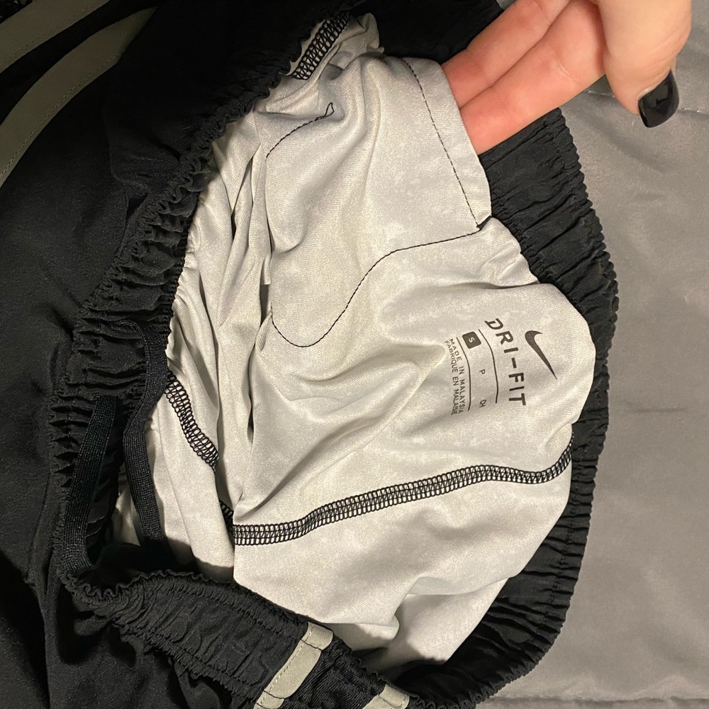 Nike Dri-Fit Shorts - Picture 4 of 5